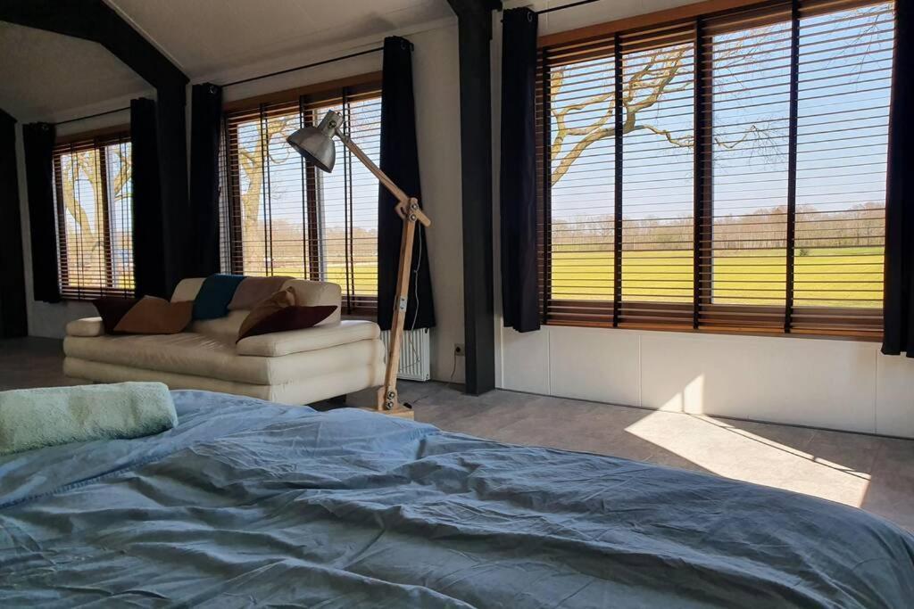 Vrijstaand / Landelijk Appartement Met Uitzicht! De Wijk Eksteriør billede